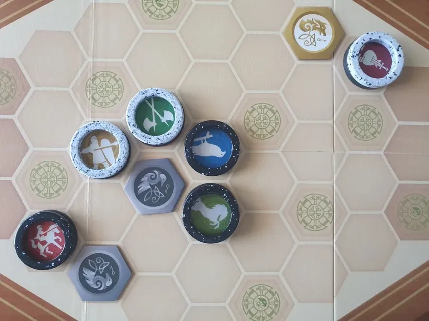 Board hex with its edges and symbols.